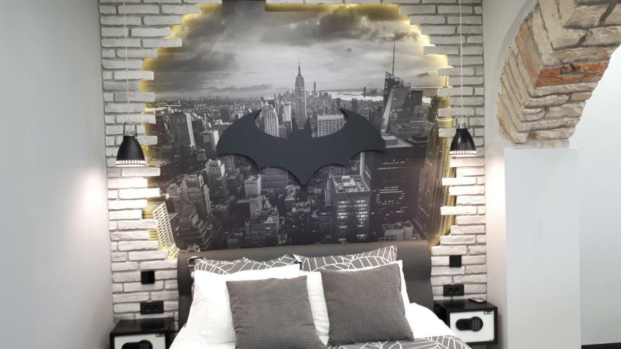 Апартаменты Batcave Пула Экстерьер фото